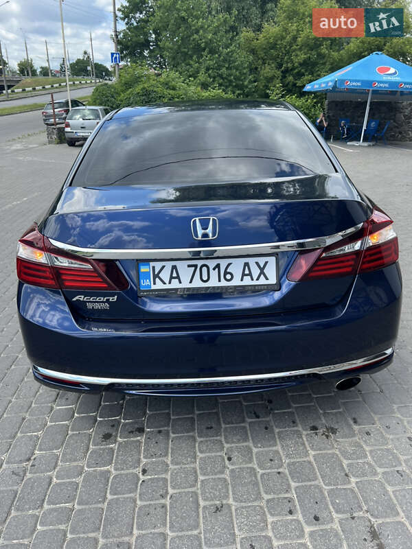 Седан Honda Accord 2016 в Киеве фото 2 Седан Honda Accord 2016 в Киеве