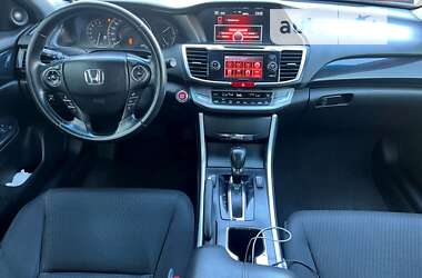 Седан Honda Accord 2013 в Києві