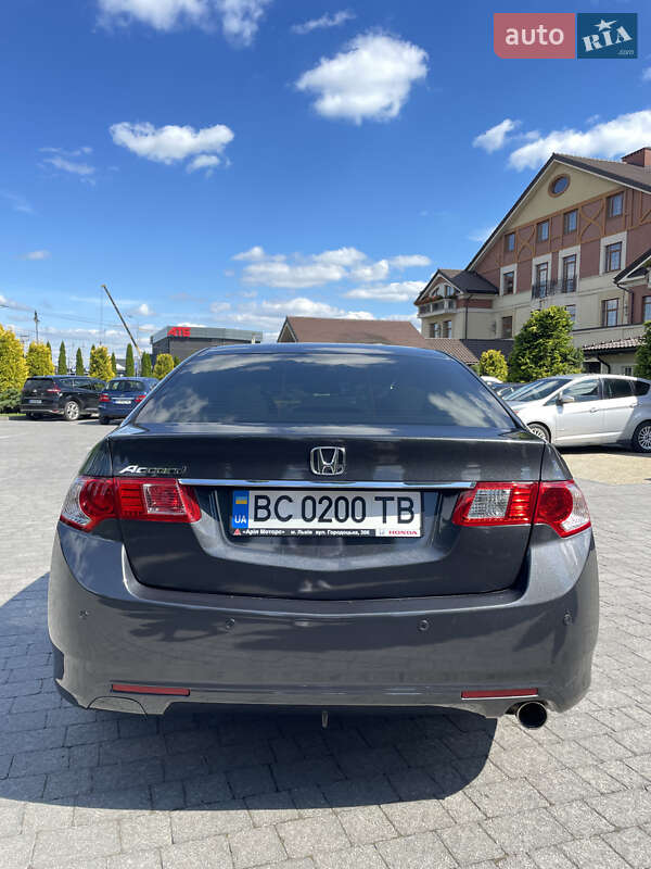 Седан Honda Accord 2012 в Львове