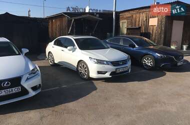 Седан Honda Accord 2013 в 