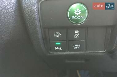 Седан Honda Accord 2013 в 