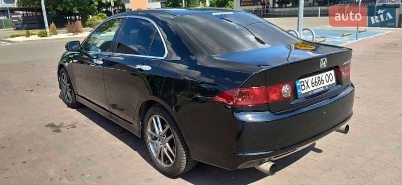 Седан Honda Accord 2006 в Старій Синяві