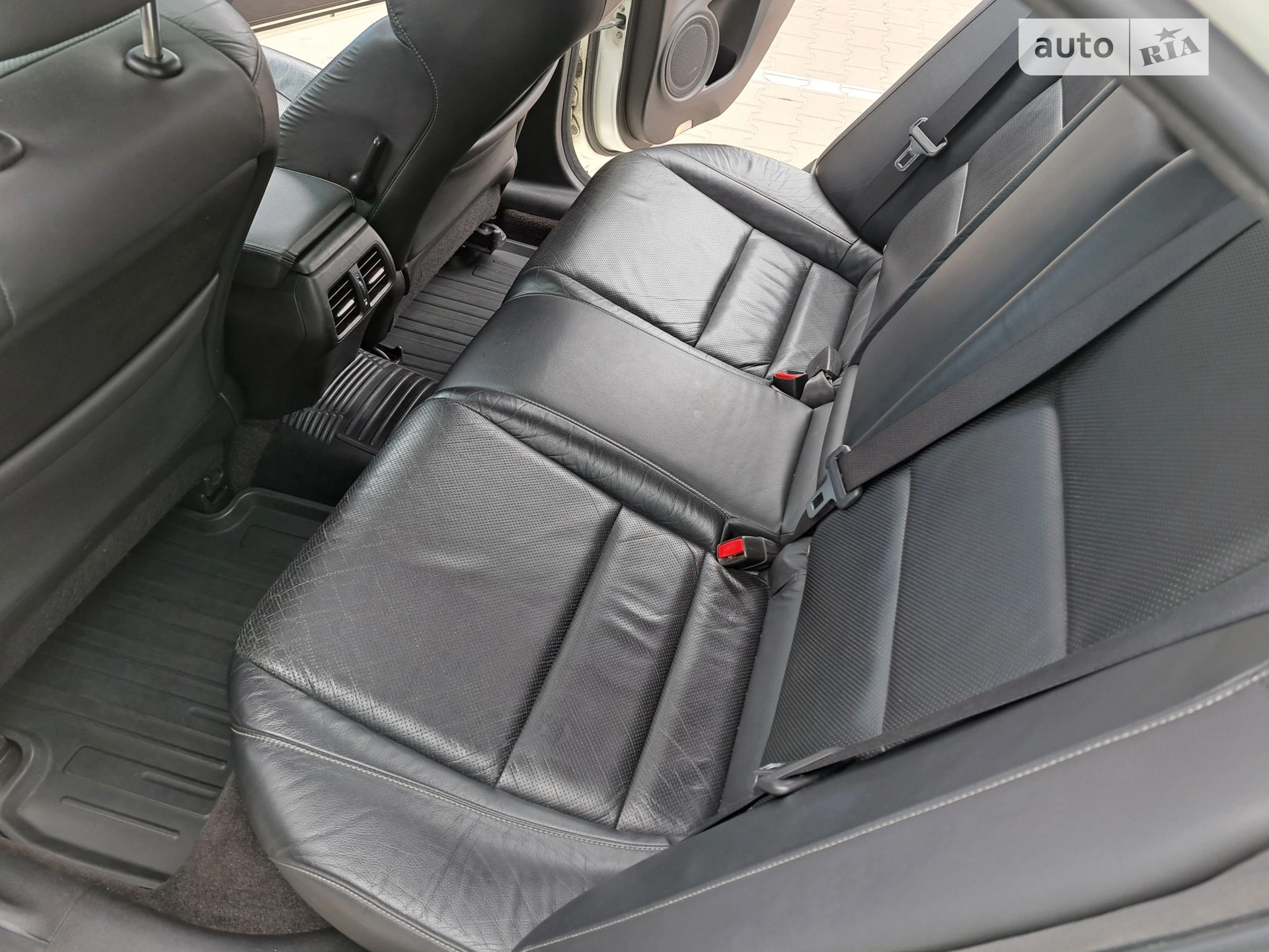 2011 Honda Accord - мініатюра 12
