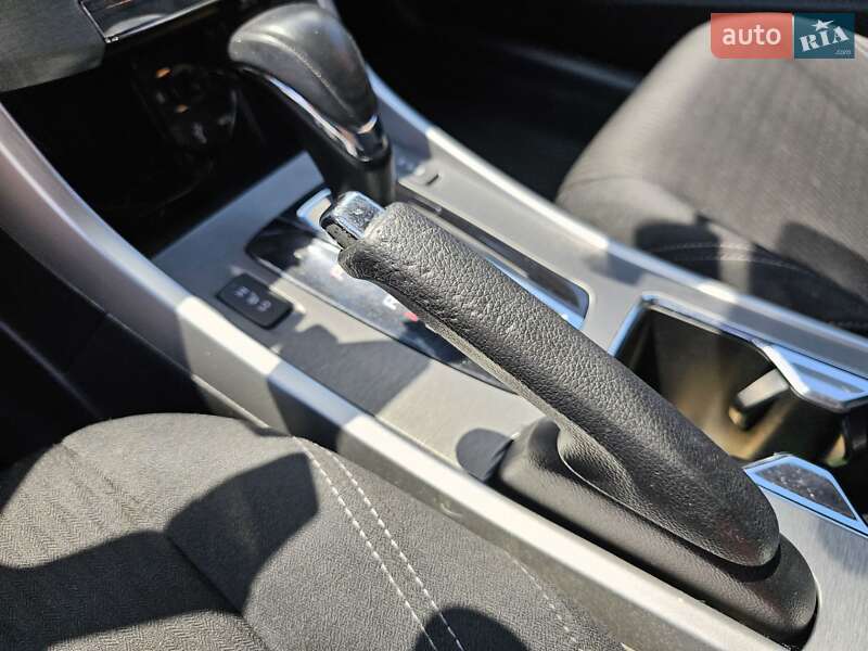 Купе Honda Accord 2012 в Измаиле