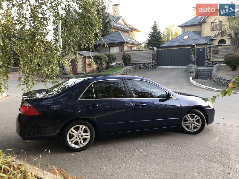 Седан Honda Accord 2006 в 