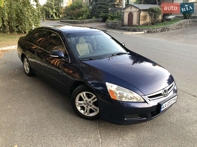 Седан Honda Accord 2006 в Киеве