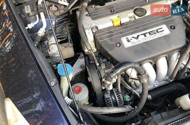 Седан Honda Accord 2006 в Киеве