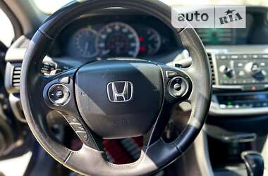 Седан Honda Accord 2014 в Києві