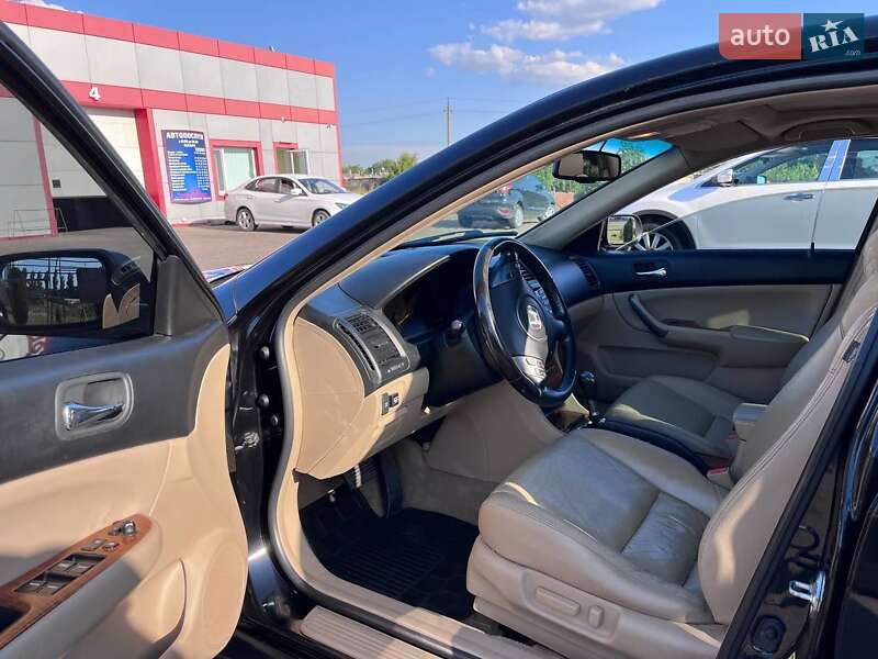 Седан Honda Accord 2006 в Южноукраинске