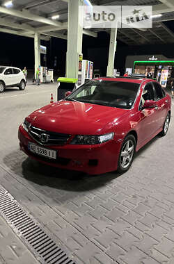 Седан Honda Accord 2006 в Днепре