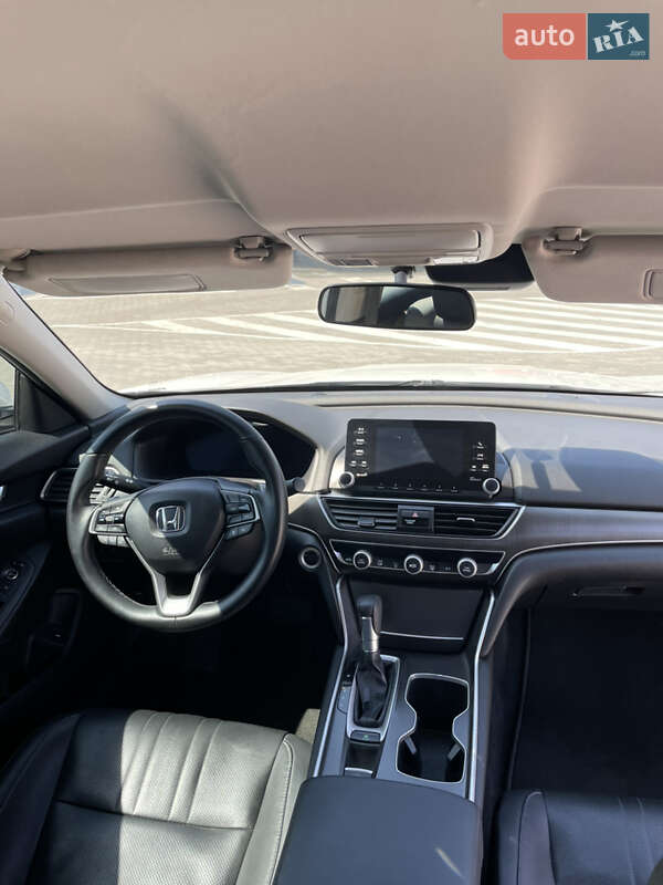 Седан Honda Accord 2018 в Ровно