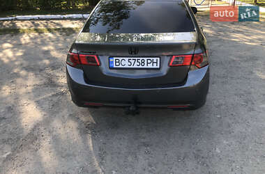 Седан Honda Accord 2009 в 