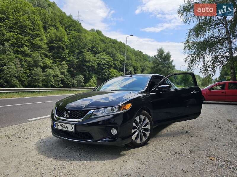 Купе Honda Accord 2012 в Измаиле
