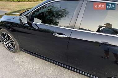 Седан Honda Accord 2016 в 
