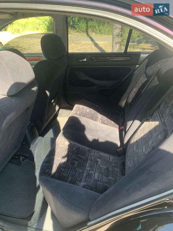 Седан Honda Accord 1999 в Черкасах