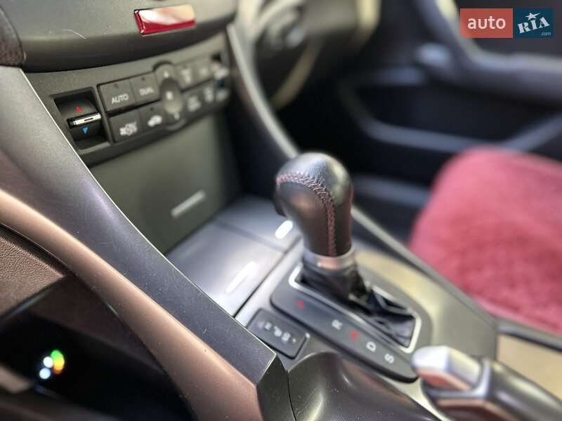 Седан Honda Accord 2012 в Броварах