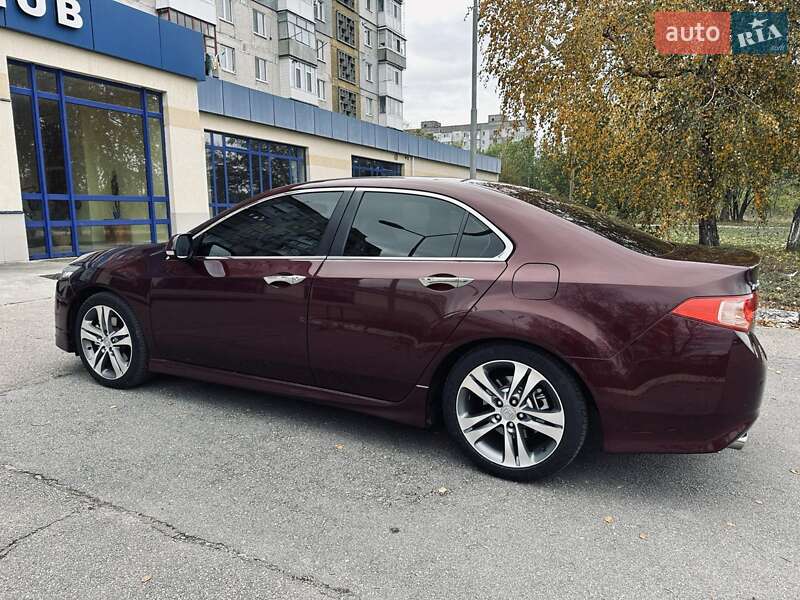 Седан Honda Accord 2012 в Броварах