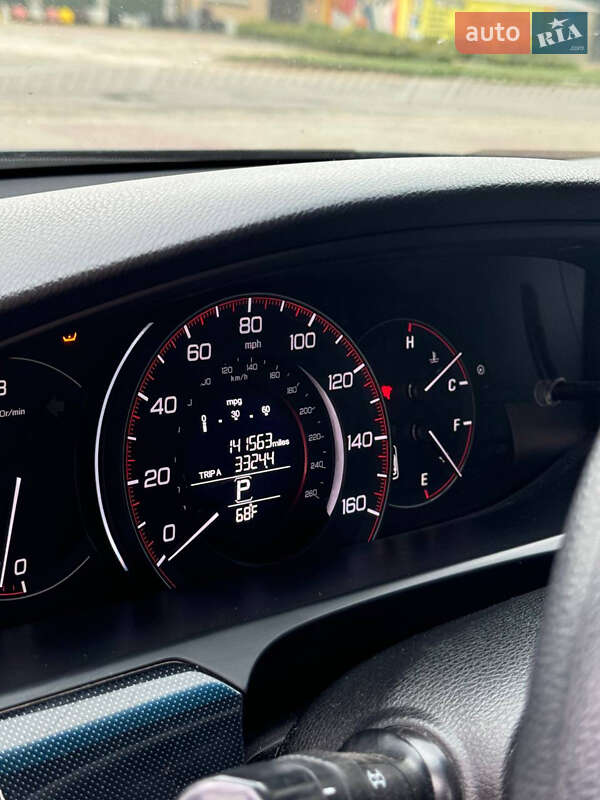 Купе Honda Accord 2012 в Теофиполе