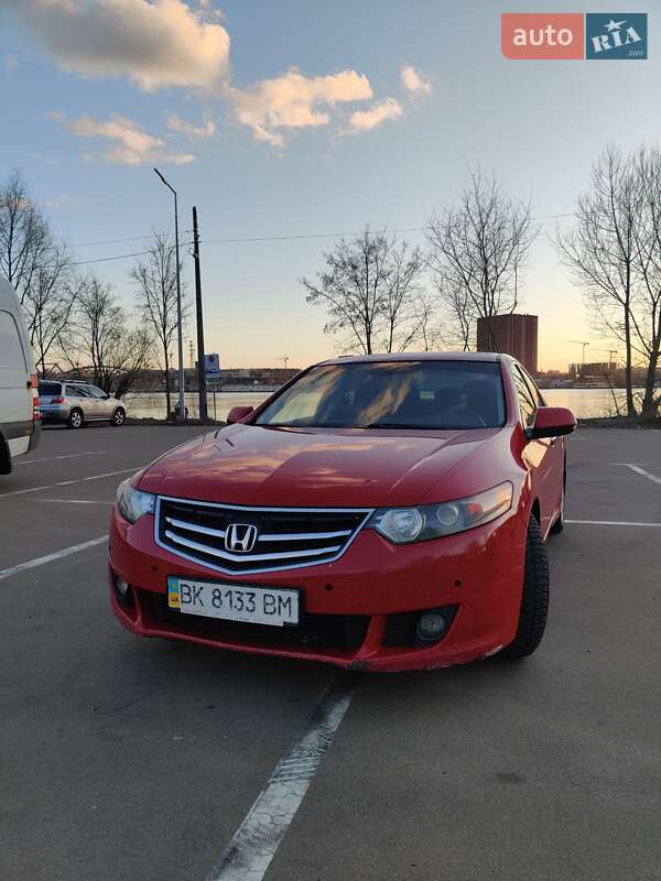 Седан Honda Accord 2008 в Києві