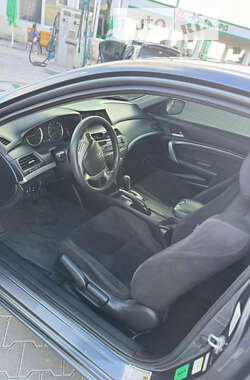 Купе Honda Accord 2012 в 