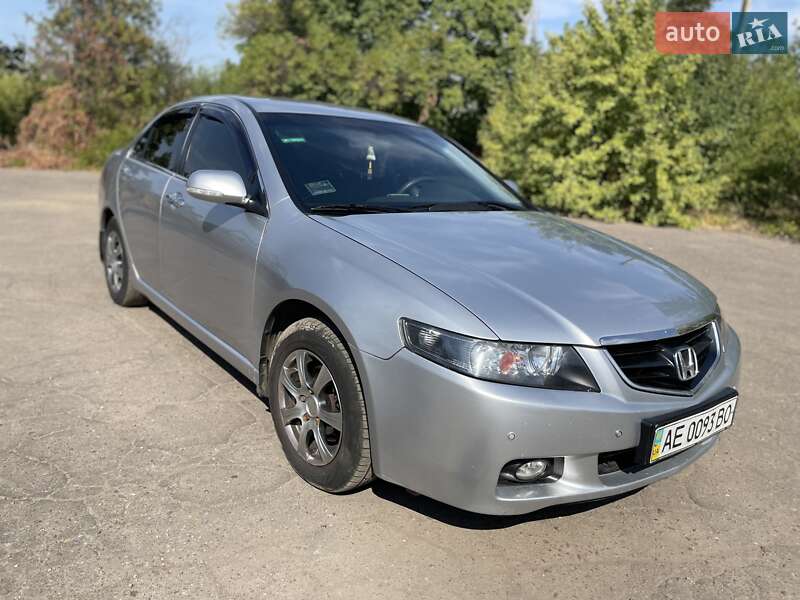 Седан Honda Accord 2004 в Дніпрі