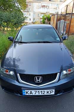 Седан Honda Accord 2004 в Киеве