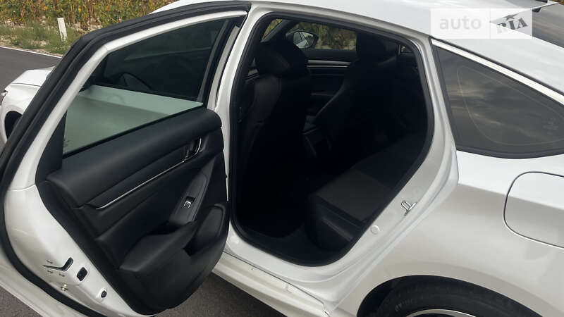 Седан Honda Accord 2022 в Києві