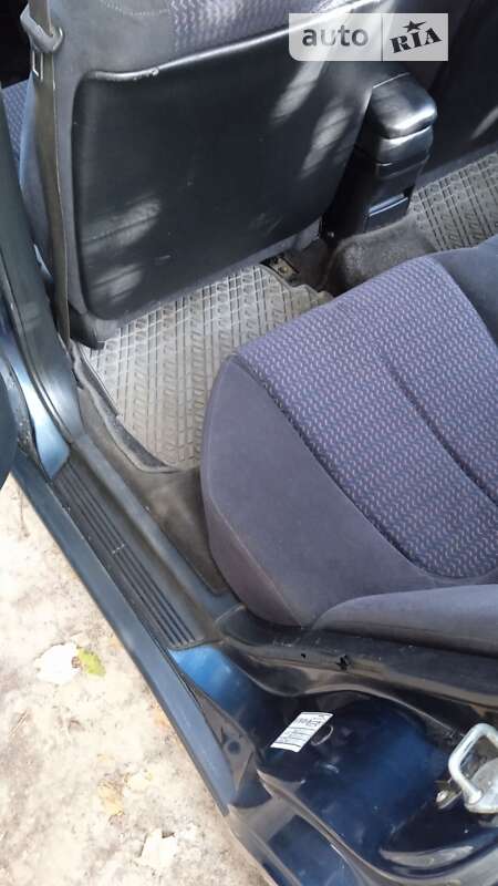 Седан Honda Accord 1993 в Мені