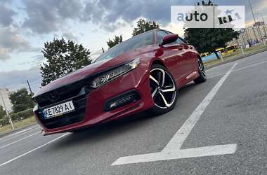 Седан Honda Accord 2018 в Киеве