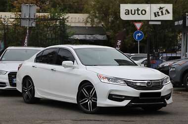 Седан Honda Accord 2017 в Киеве