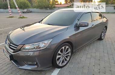 Седан Honda Accord 2013 в Козельщині