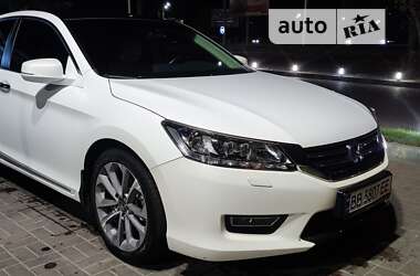 Седан Honda Accord 2013 в Львове