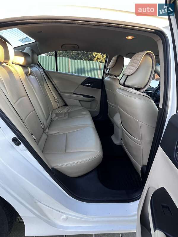 Седан Honda Accord 2015 в Білій Церкві