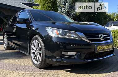 Седан Honda Accord 2013 в Львові