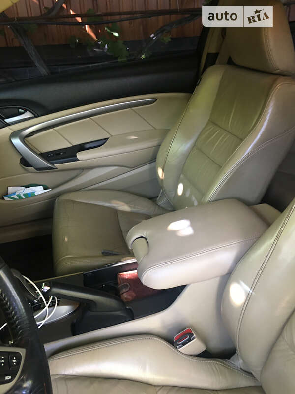 Купе Honda Accord 2008 в Києві