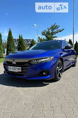 Седан Honda Accord 2022 в Києві