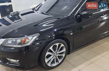 Седан Honda Accord 2014 в Лозовой