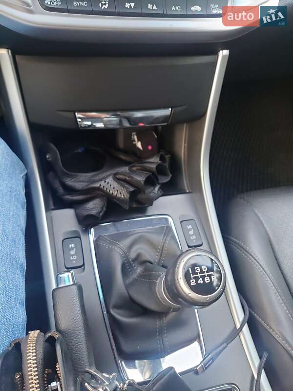 Купе Honda Accord 2013 в Києві