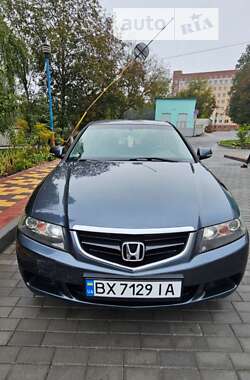 Седан Honda Accord 2004 в Хмельницькому