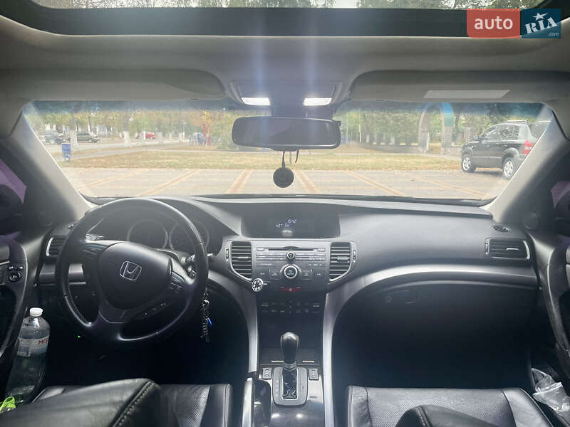 Седан Honda Accord 2011 в Києві