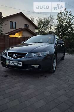 Седан Honda Accord 2006 в Днепре