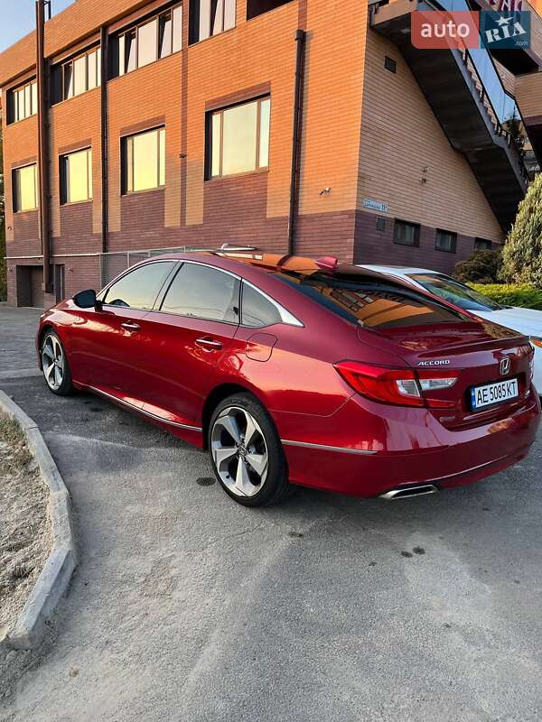 Седан Honda Accord 2018 в Дніпрі