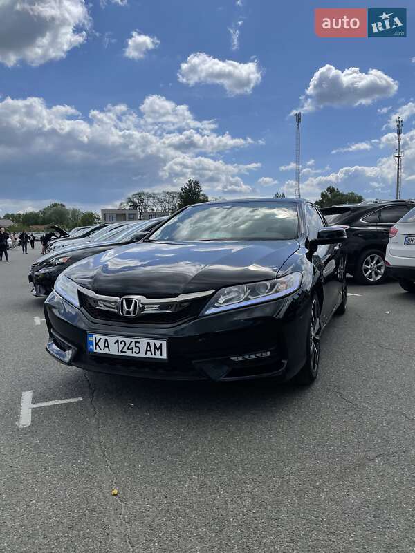 Купе Honda Accord 2015 в Києві