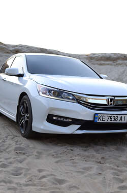 Седан Honda Accord 2017 в Дніпрі