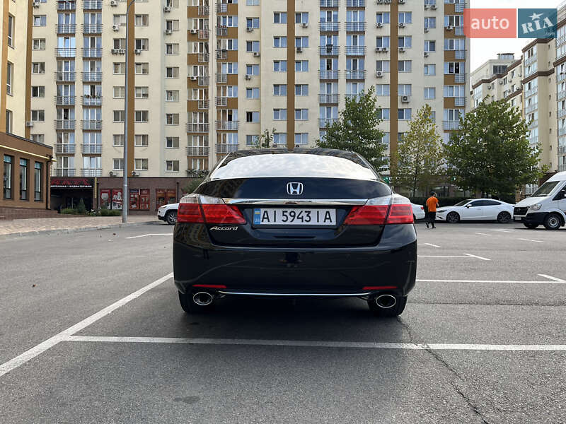 Седан Honda Accord 2013 в Вишневом