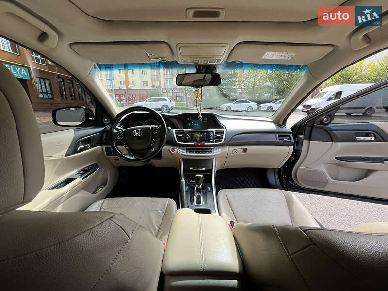Седан Honda Accord 2013 в Вишневом