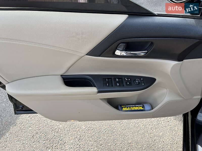 Седан Honda Accord 2013 в Вишневом
