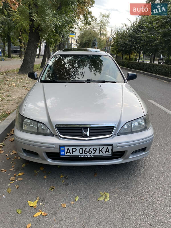 Седан Honda Accord 2000 в Запорожье