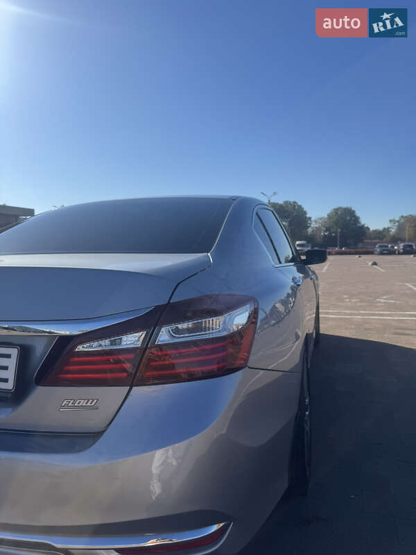 Седан Honda Accord 2017 в Житомире