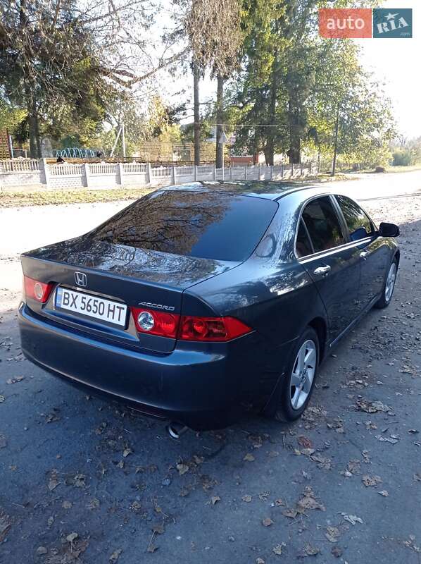 Седан Honda Accord 2003 в Хмельницком